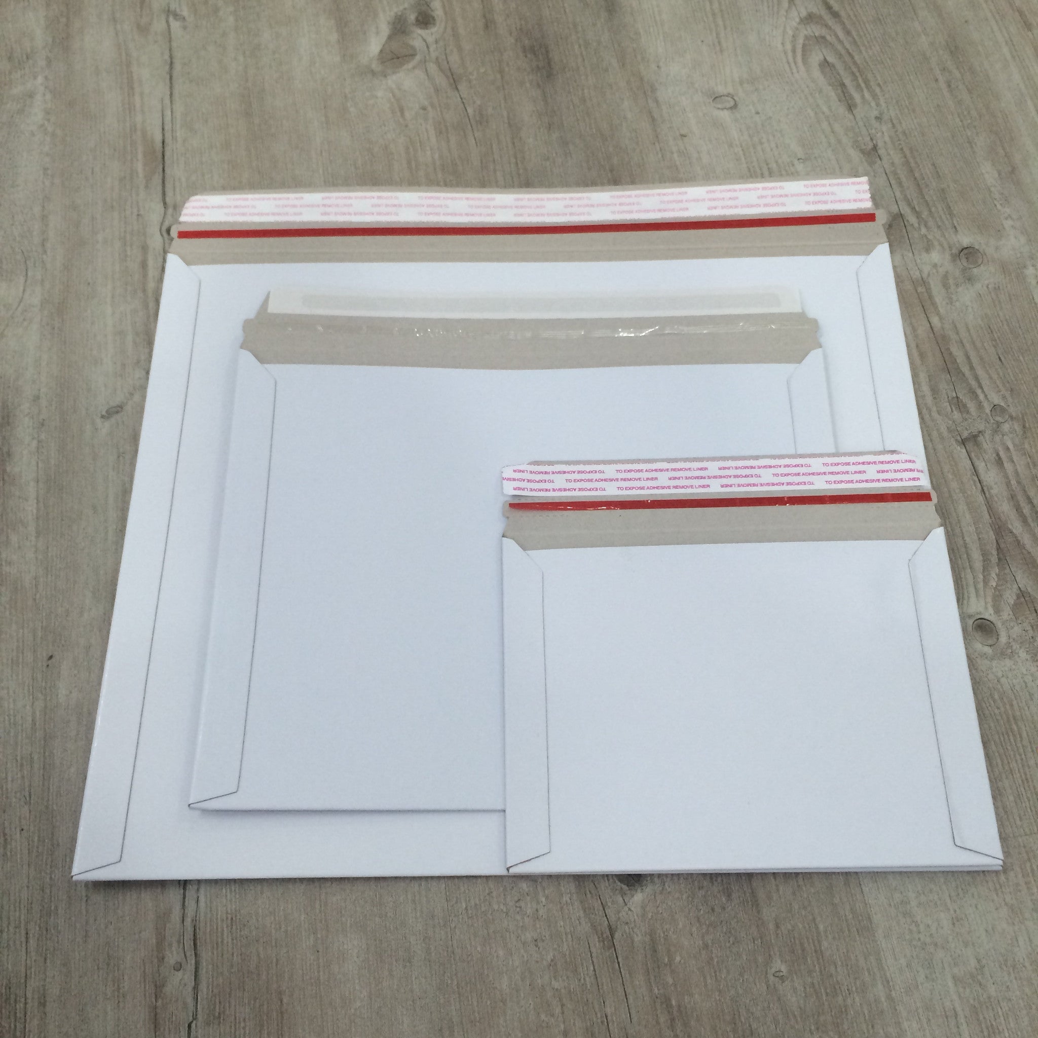 White Cardboard Shipping Boxes - Medium / Large