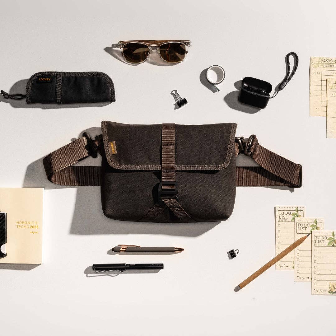 LOCHBY Field Sling Bag